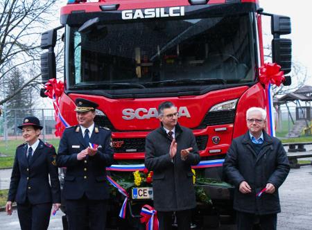 prevzem cisterne - prerez traku 